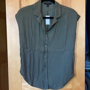 New with tags - Banana Republic Resort Shirt